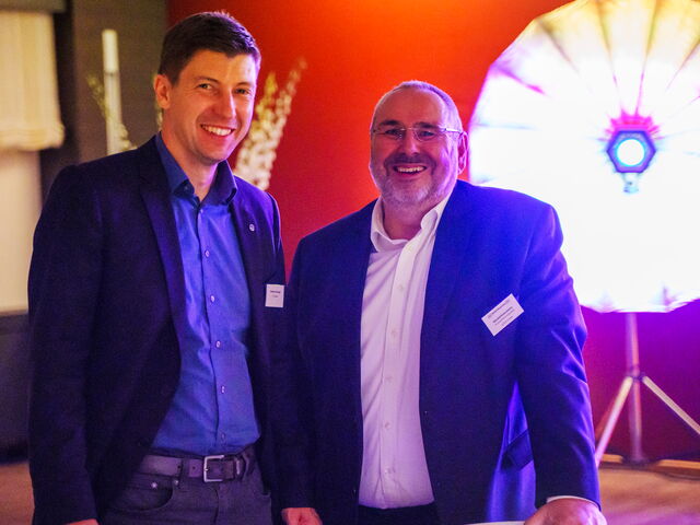 Dr. Schlegel mit Herrn Kownatzky, Vereinsvorsitzender